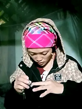 Menu x online show from 11/06/25, 03:29