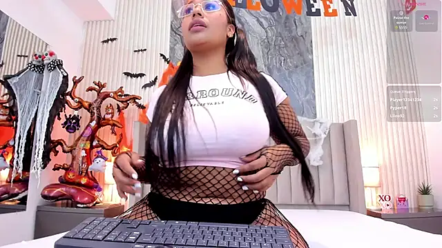 Lana Stefan online show from 10/27/25, 11:36