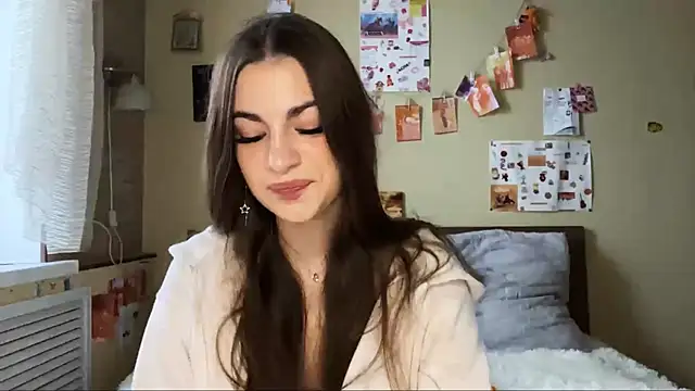 Snapshot of TheRealAnna chatting on 10/25/25, 10:56 TheRealAnna online show from 10/25/25, 10:56