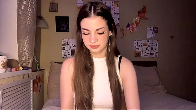 TheRealAnna online show from 12/04/25, 02:59