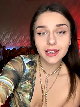 Snapshot of ScarletSi chatting on 11/05/25, 09:15 ScarletSi online show from 11/05/25, 09:15