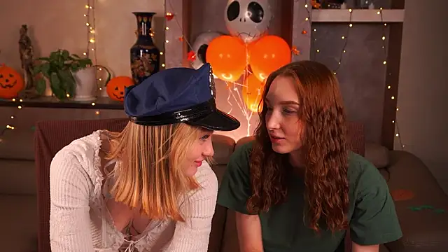 MarisLopaz online show from 11/02/25, 03:20