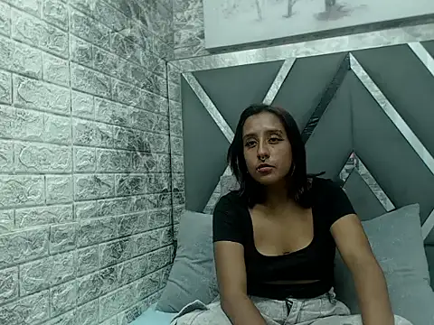 Evy Queenhh online show from 10/21/25, 09:59