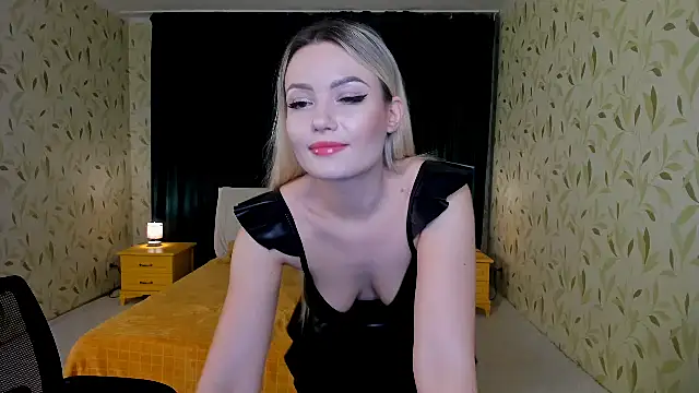 LexyeLure online show from 11/19/25, 03:06