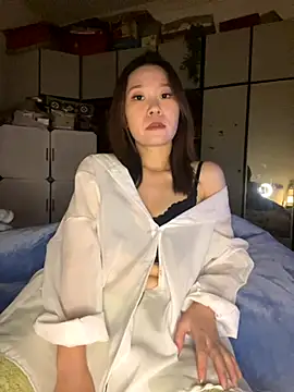 LLLauren 999 online show from 10/22/25, 12:05