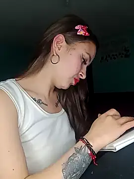 Adhara-Bunny online show from 10/21/25, 03:07