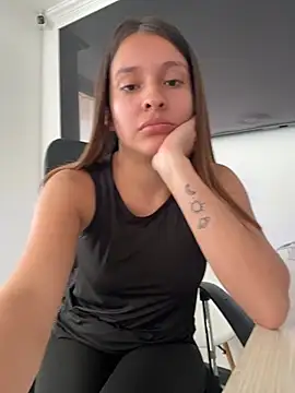 Talia Bonet online show from 05/13/26, 04:37