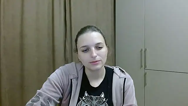 ElisSky301 online show from 10/22/25, 09:47