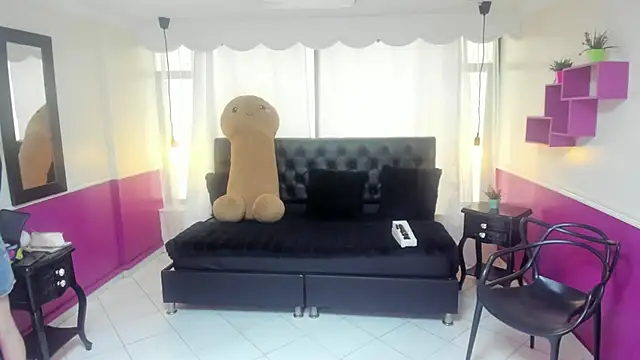 Snapshot of _celeste_sex chatting on 10/21/25, 07:25  celeste sex online show from 10/21/25, 07:25