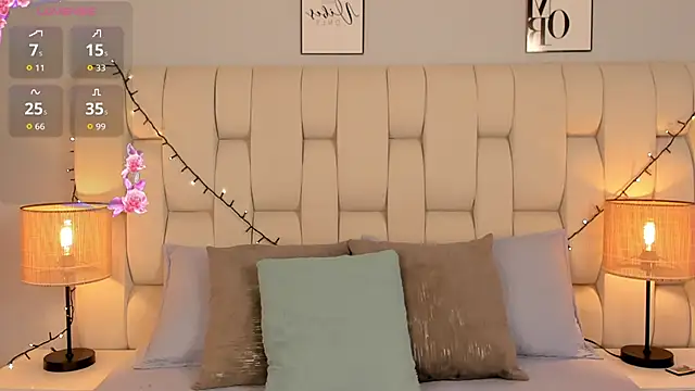 ameliebelle  online show from 11/20/25, 12:49