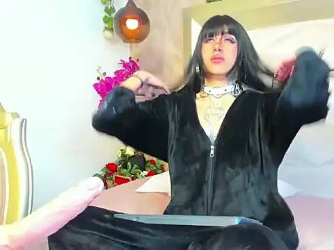 HaryBlair online show from 11/22/25, 05:06