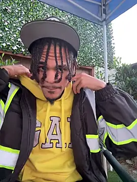 Mrmakeherwet Tez online show from 12/14/25, 12:49