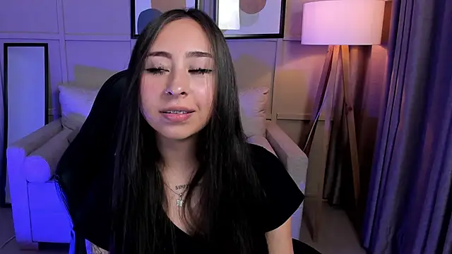 riley  reid online show from 11/12/25, 10:09