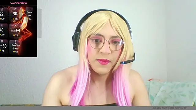 Mercie 11 online show from 10/23/25, 03:39