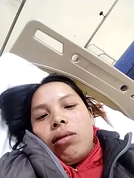 Snapshot of rickkis2k chatting on 12/02/25, 04:02 rickkis2k online show from 12/02/25, 04:02