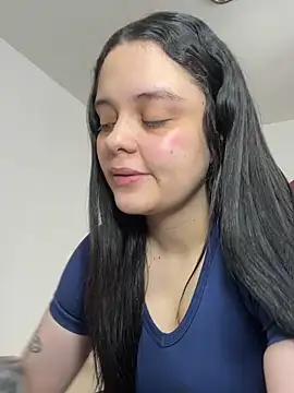 Snapshot of Selena_Roa chatting on 01/18/26, 05:28 Selena Roa online show from 01/18/26, 05:28