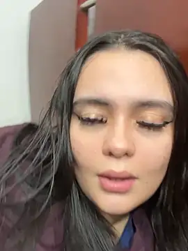 Snapshot of Selena_Roa chatting on 04/07/26, 12:11 Selena Roa online show from 04/07/26, 12:11