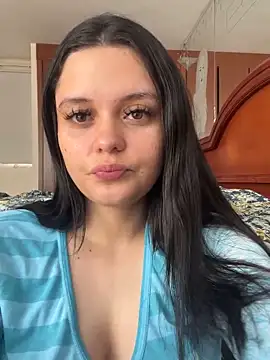 Snapshot of Selena_Roa chatting on 05/11/26, 02:45 Selena Roa online show from 05/11/26, 02:45