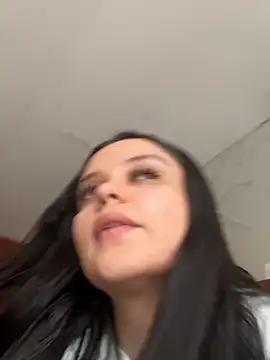Snapshot of Selena_Roa chatting on 05/11/26, 09:01 Selena Roa online show from 05/11/26, 09:01