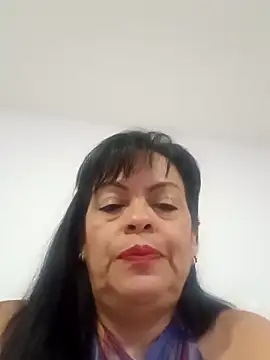 Snapshot of viviana-sexi chatting on 10/29/25, 01:41 viviana-sexi online show from 10/29/25, 01:41