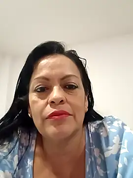 Snapshot of viviana-sexi chatting on 11/06/25, 11:04 viviana-sexi online show from 11/06/25, 11:04