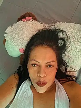Snapshot of viviana-sexi chatting on 04/06/26, 08:54 viviana-sexi online show from 04/06/26, 08:54