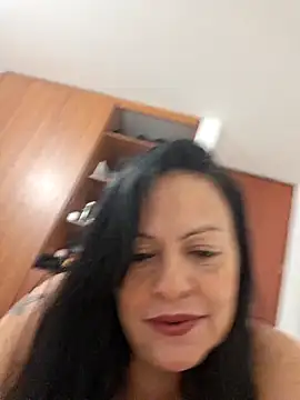 Snapshot of viviana-sexi chatting on 04/24/26, 08:22 viviana-sexi online show from 04/24/26, 08:22