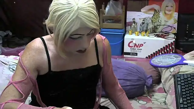 horni4luv online show from 07/28/26, 10:20