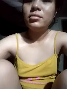 Snapshot of Yumi_sexyy chatting on 05/23/26, 10:25 Yumi sexyy online show from 05/23/26, 10:25