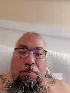 Snapshot of tsmack1972 chatting on 11/29/25, 10:40 tsmack1972 online show from 11/29/25, 10:40