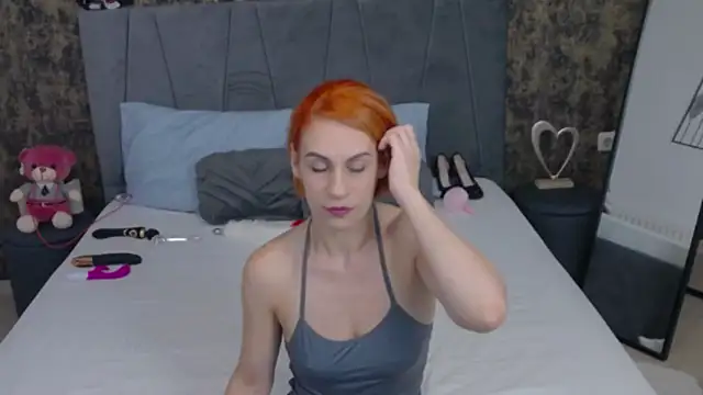 AmberMinxy online show from 11/22/25, 06:23