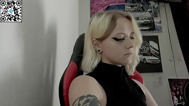 Holy Mistress S online show from 07/14/26, 10:21
