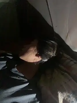 ninixinh online show from 10/27/25, 07:40