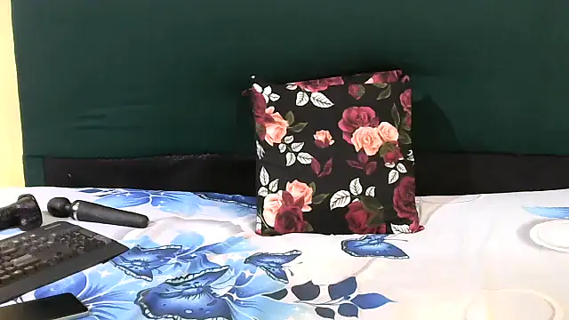 CherryZee online show from 11/14/25, 06:23