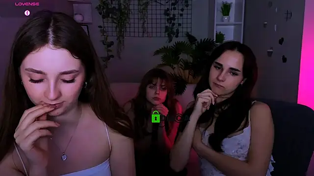 alisabliss online show from 06/22/26, 02:13