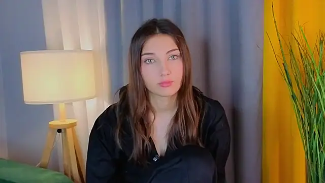 KateCahee online show from 11/14/25, 01:04