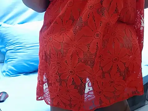 Snapshot of MatureMilfxxx chatting on 10/27/25, 04:16 MatureMilfxxx online show from 10/27/25, 04:16