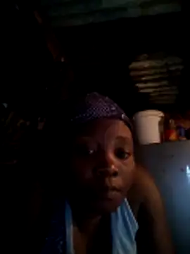 Snapshot of blackbeautyxx92 chatting on 11/01/25, 01:24 blackbeautyxx92 online show from 11/01/25, 01:24