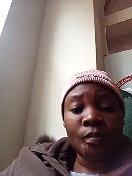 blackbeautyxx92 online show from 11/17/25, 11:27