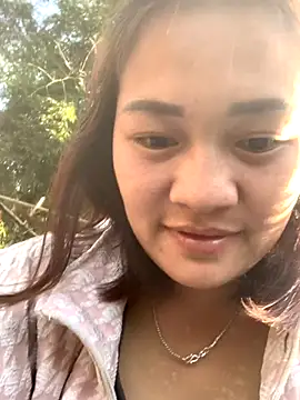 Snapshot of Lara-11 chatting on 11/27/25, 08:05 Lara-11 online show from 11/27/25, 08:05