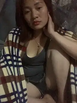 Snapshot of Lara-11 chatting on 12/03/25, 01:42 Lara-11 online show from 12/03/25, 01:42