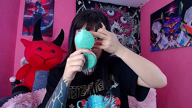 Snapshot of GothGaby chatting on 12/22/25, 02:41 GothGaby online show from 12/22/25, 02:41