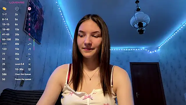 Beauty miIa online show from 12/15/25, 04:44