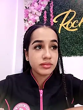 Snapshot of BabyCaramel18 chatting on 10/22/25, 10:31 BabyCaramel18 online show from 10/22/25, 10:31