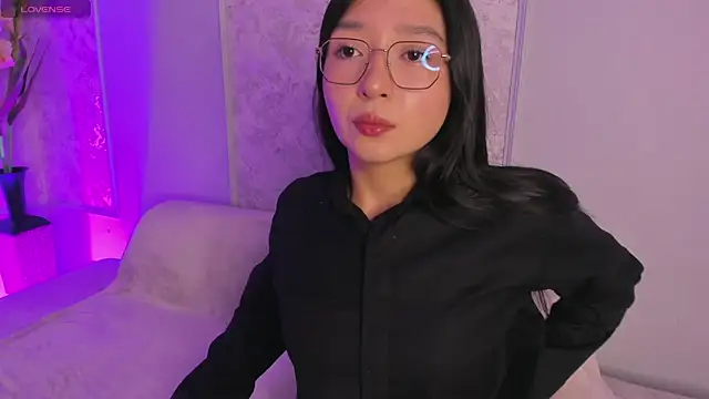 sydney miller  online show from 06/07/26, 12:04