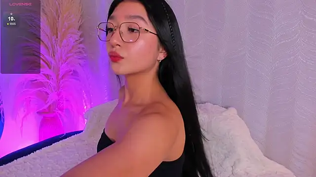 sydney miller  online show from 07/15/26, 01:33