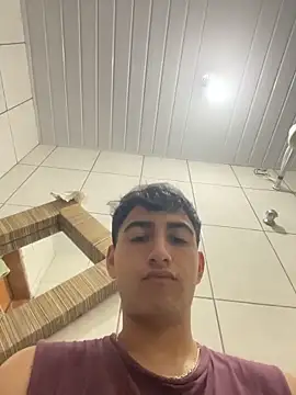 Snapshot of Gduende7 chatting on 12/02/25, 05:46 Gduende7 online show from 12/02/25, 05:46