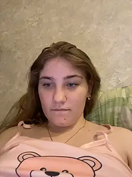 Emily Sweety   online show from 10/25/25, 10:45