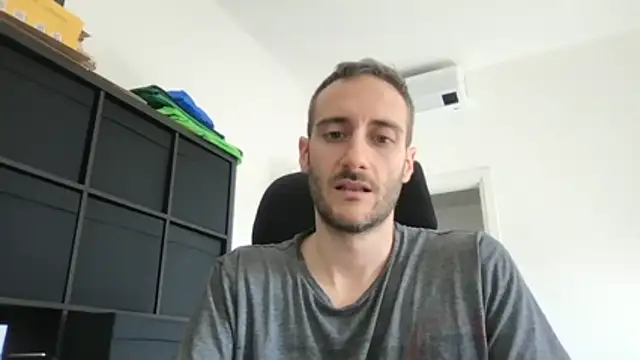 LukaShyGuy online show from 05/09/26, 02:00