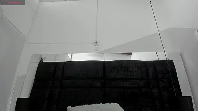 EmmadaSilva online show from 05/15/26, 07:10